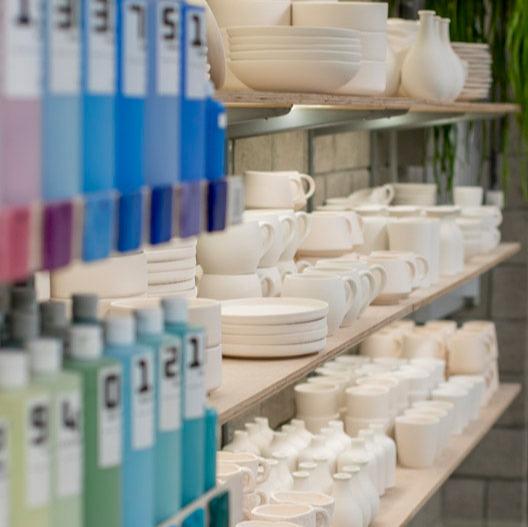GENEVA - Painting on ceramic - Open session - 2 hours- One free Beverage